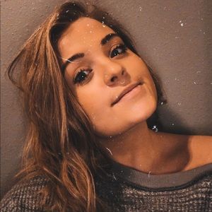 Meet your Posher, Erika